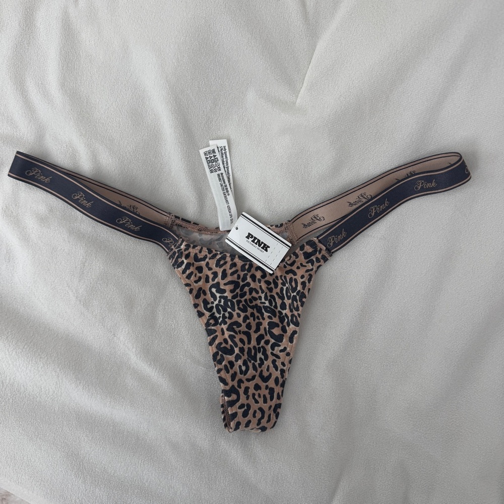 PINK Victoria's Secret Leopard Print Panties